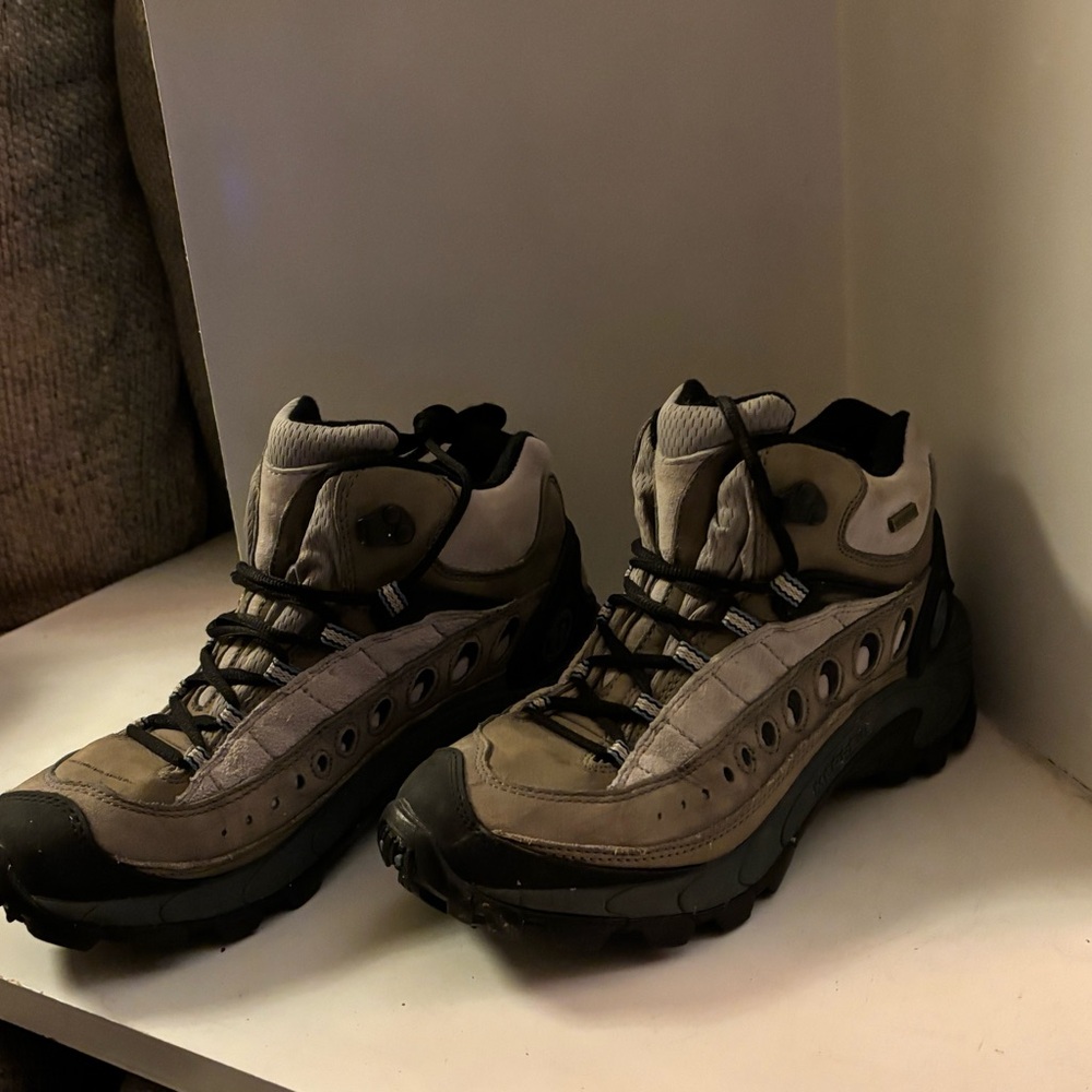 Merrell Black and Brown Woman’s Athletic Shoes with Rugged Soles